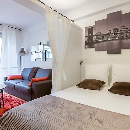 Georges Mandel Apartment